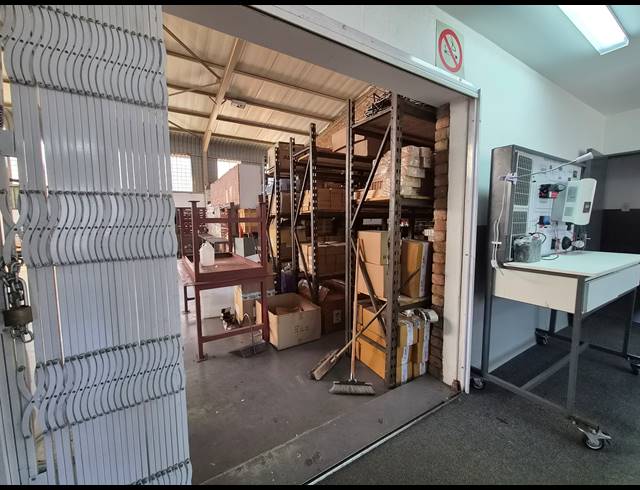 450M² WAREHOUSE TO LET IN ALLANDALE